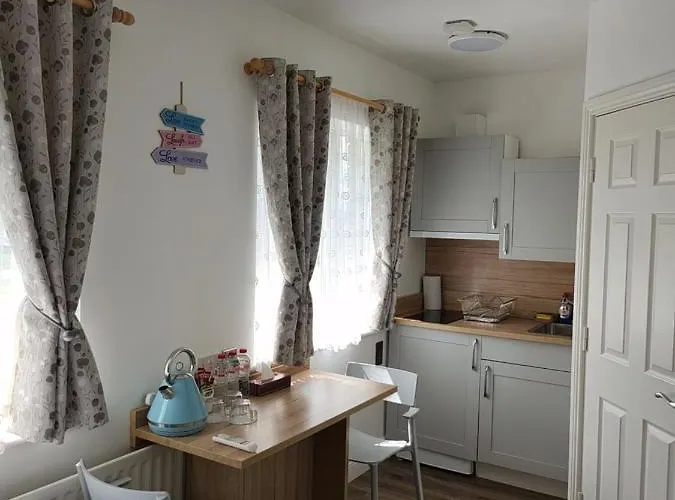 Homestay Cozy Room,private Bathroom,private Kitchynete *